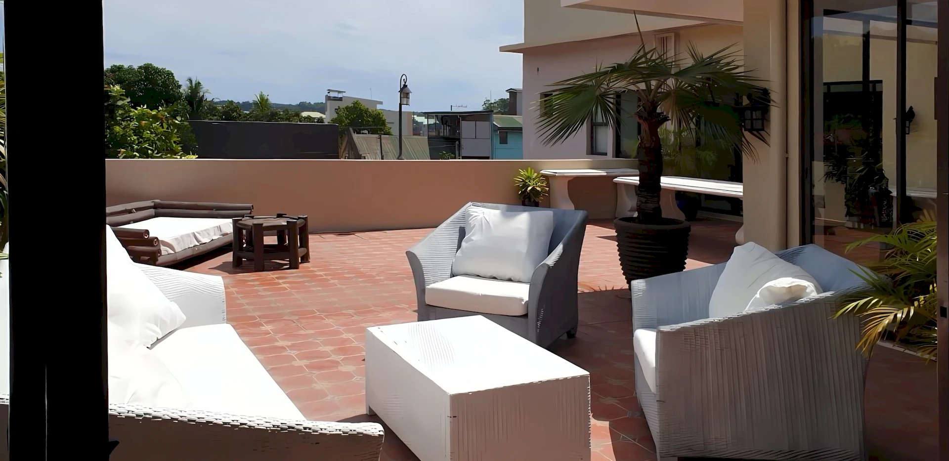 Apartment for sale: A penthouse apartment kitchen livingroom view on terrace for sale